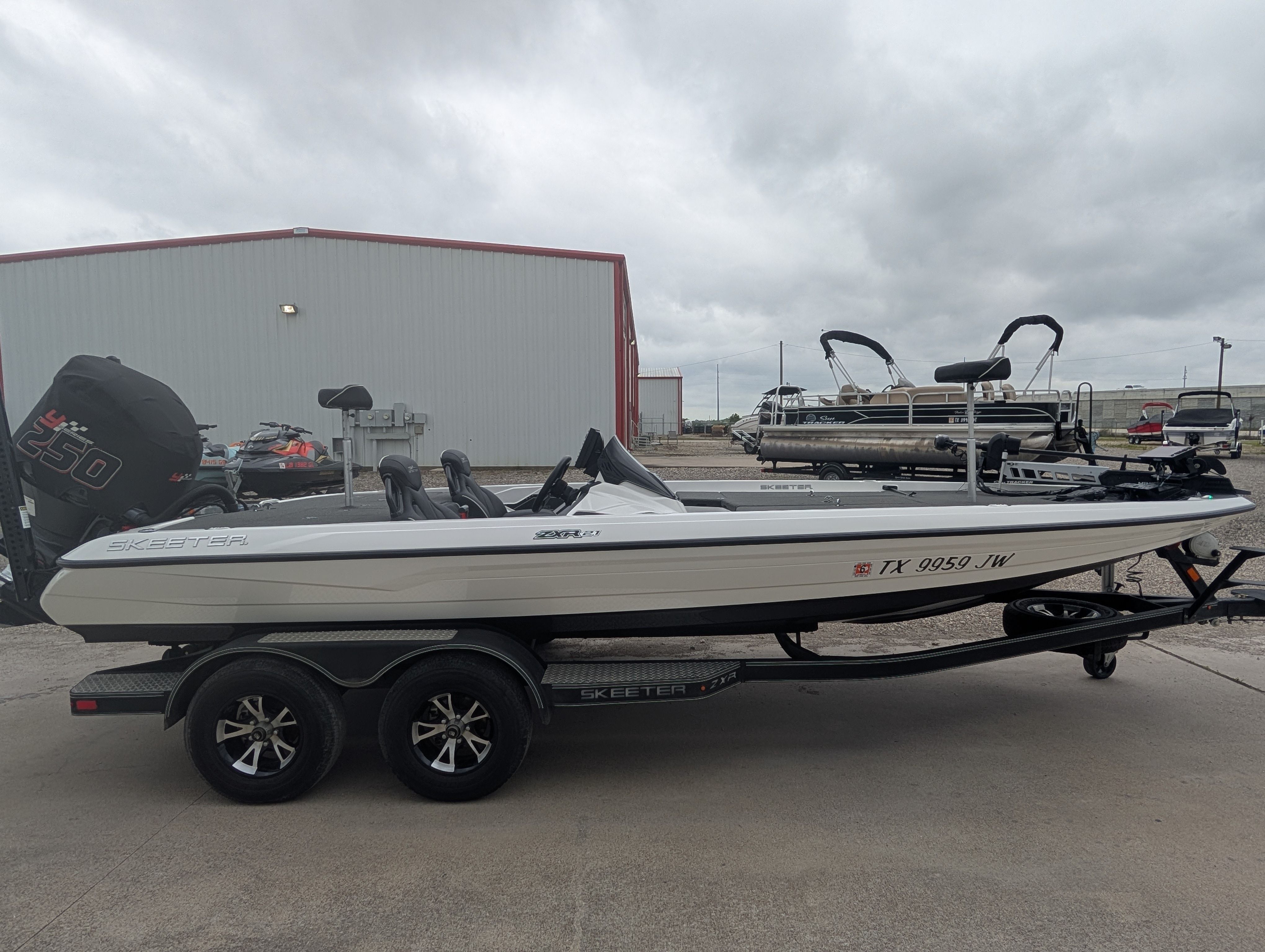 2021 SKEETER ZXR21 - Image 7