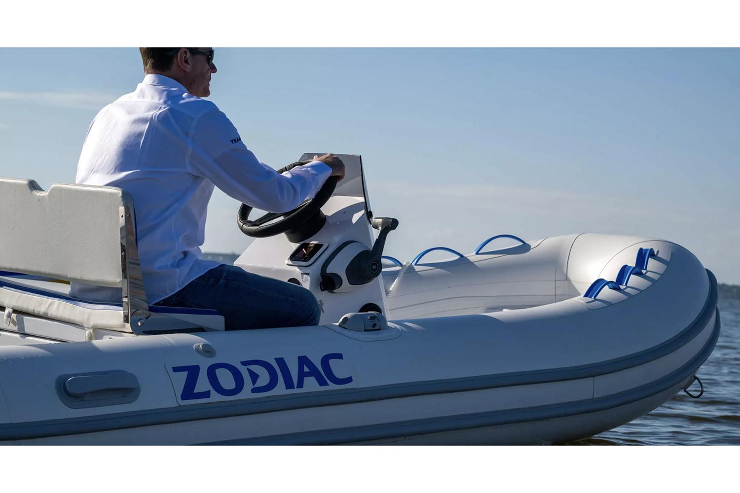 2025 Zodiac Nomad 3.9 RIB Alu