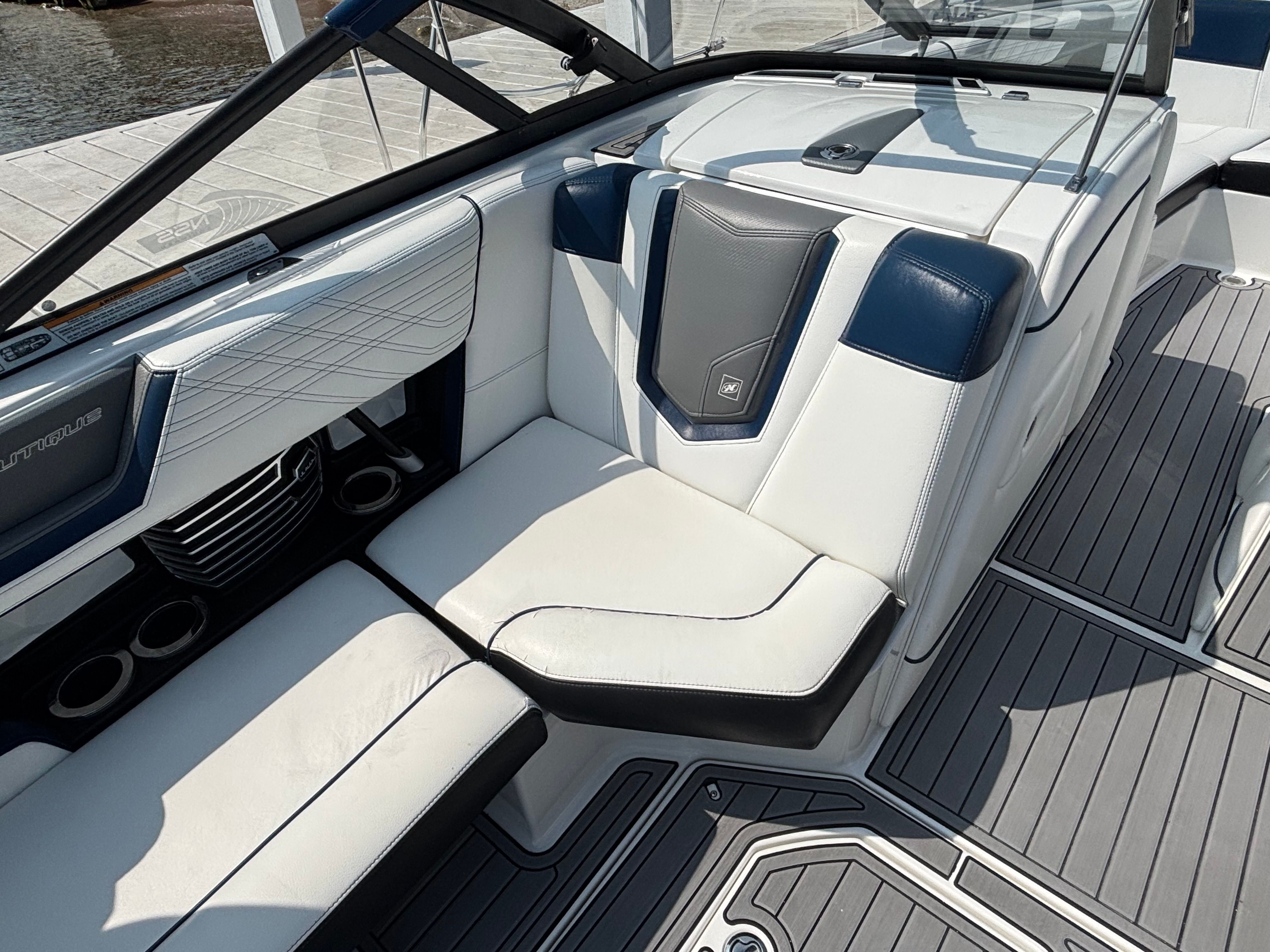 2017 Nautique Super Air Nautique G23 - 10