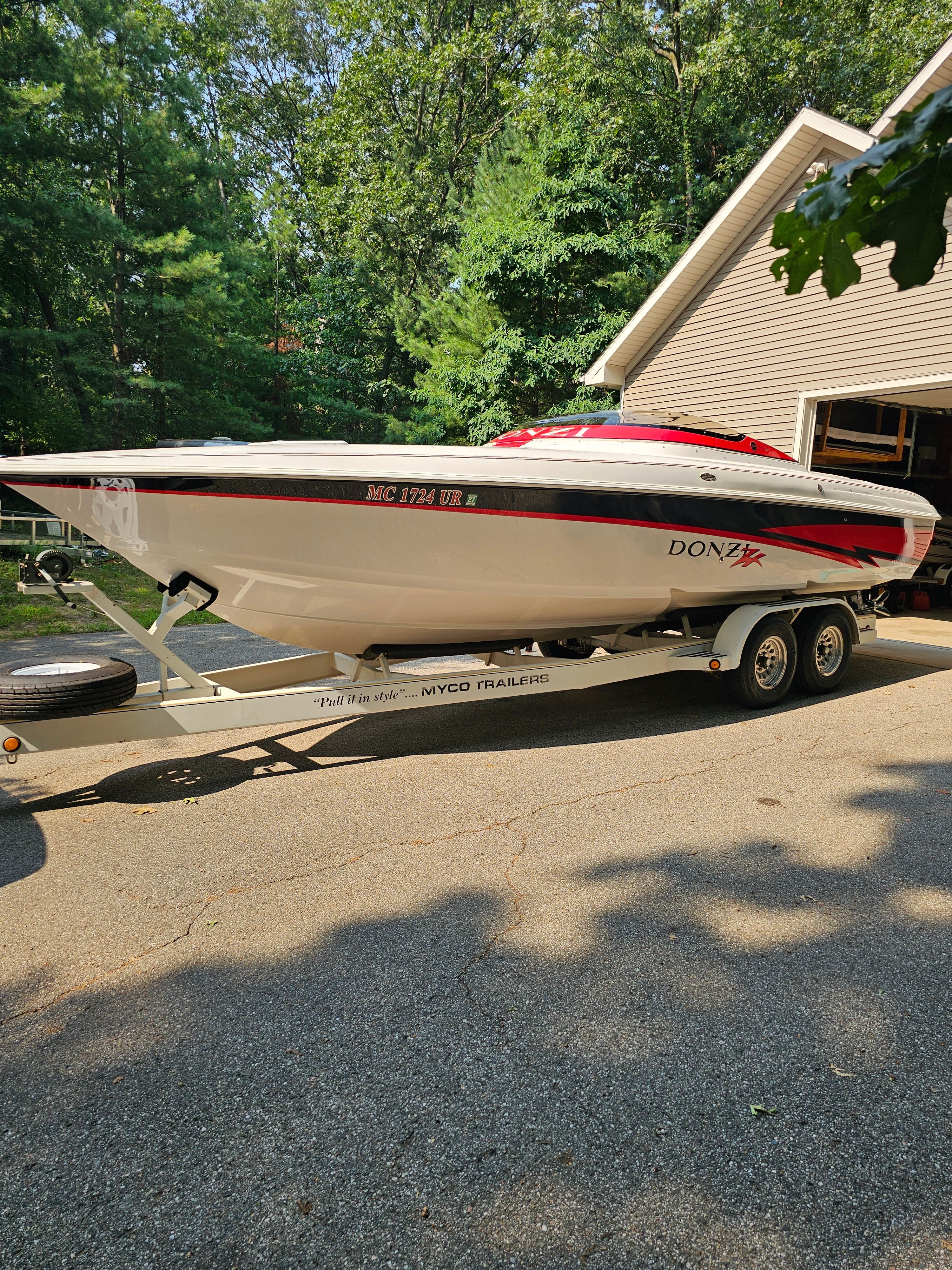 1999 Donzi 28 ZX