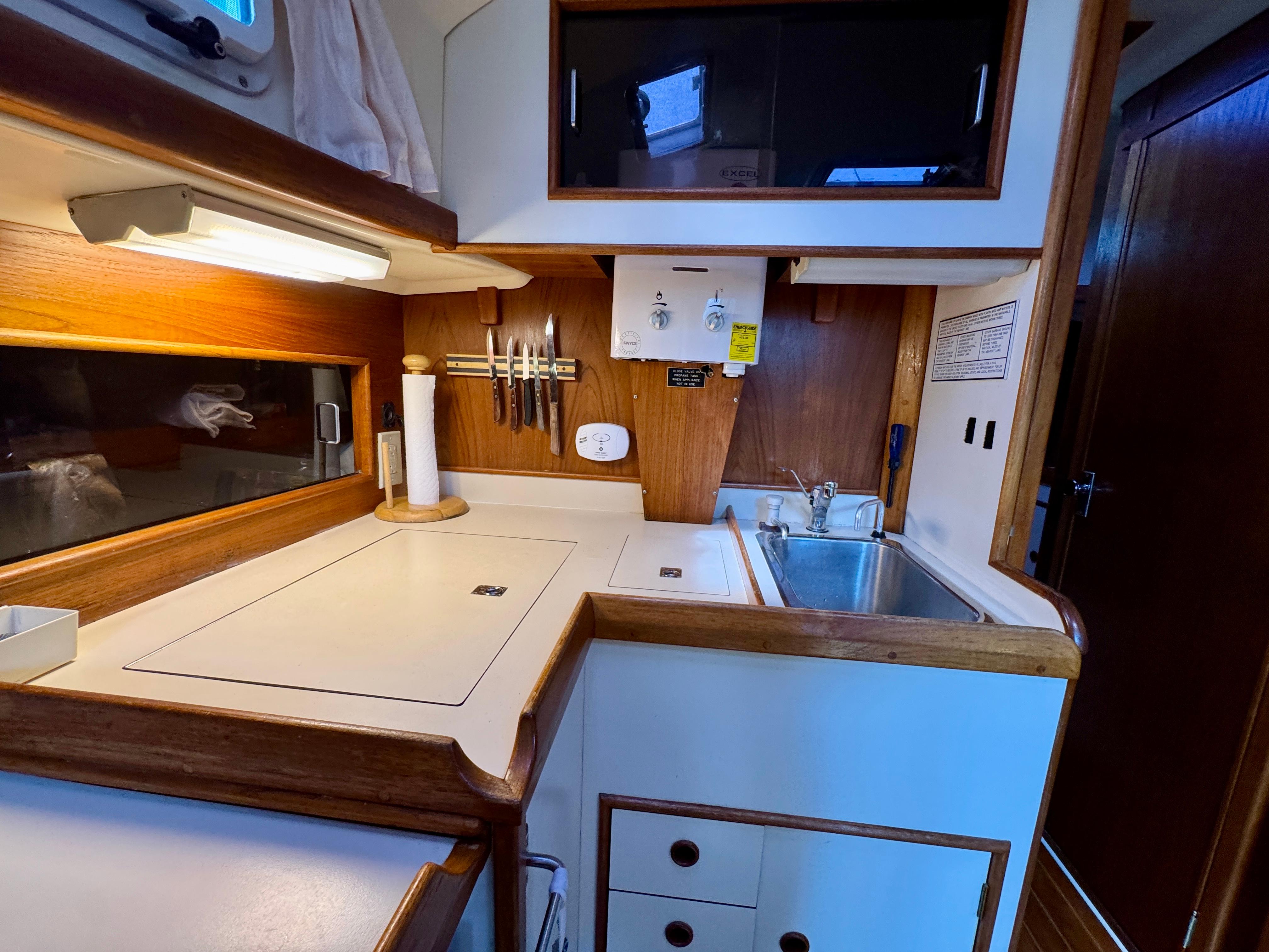 1989 Nonsuch 30 Ultra - 57