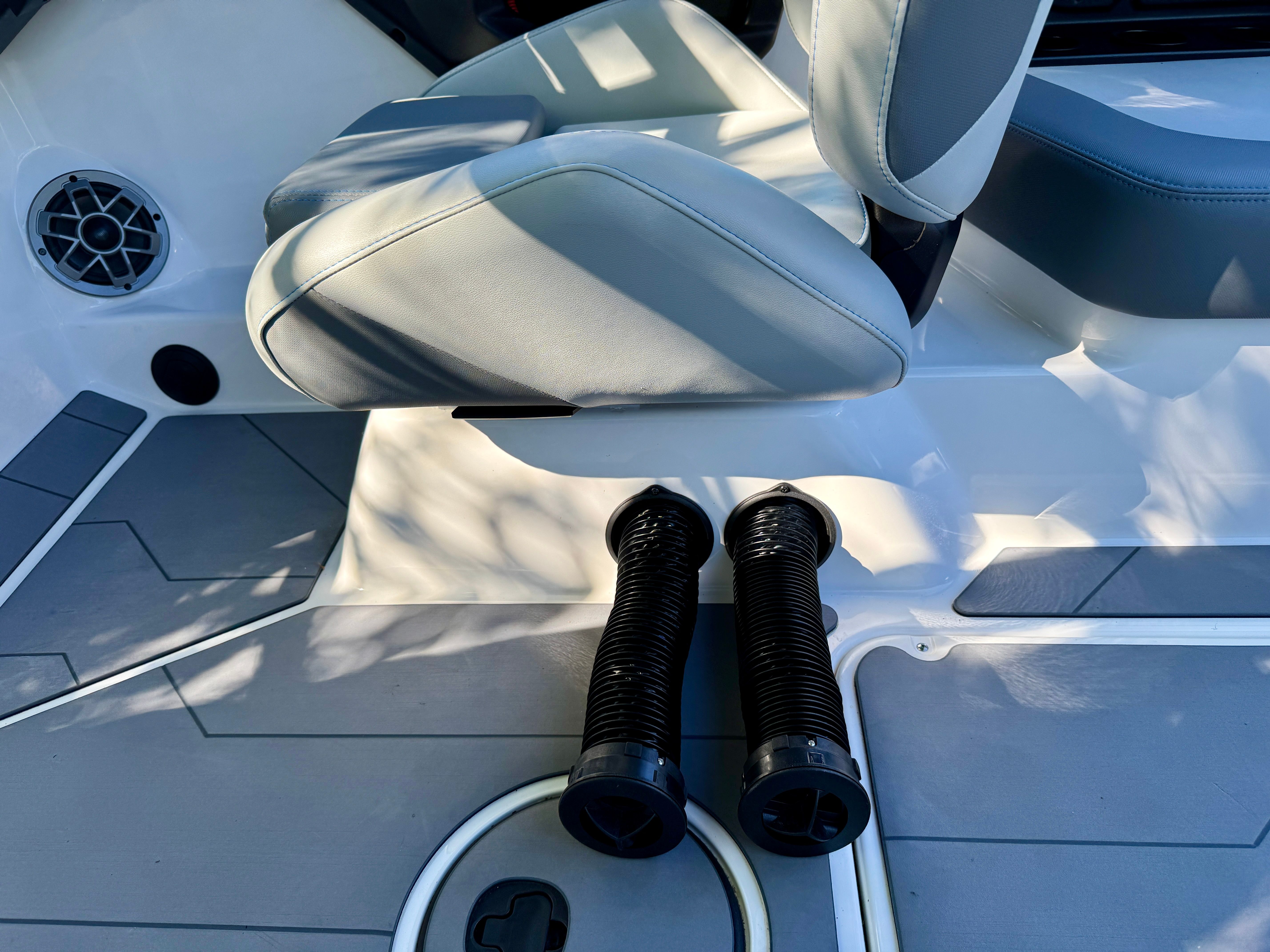 2022 Axis Wake Research A24 - 38