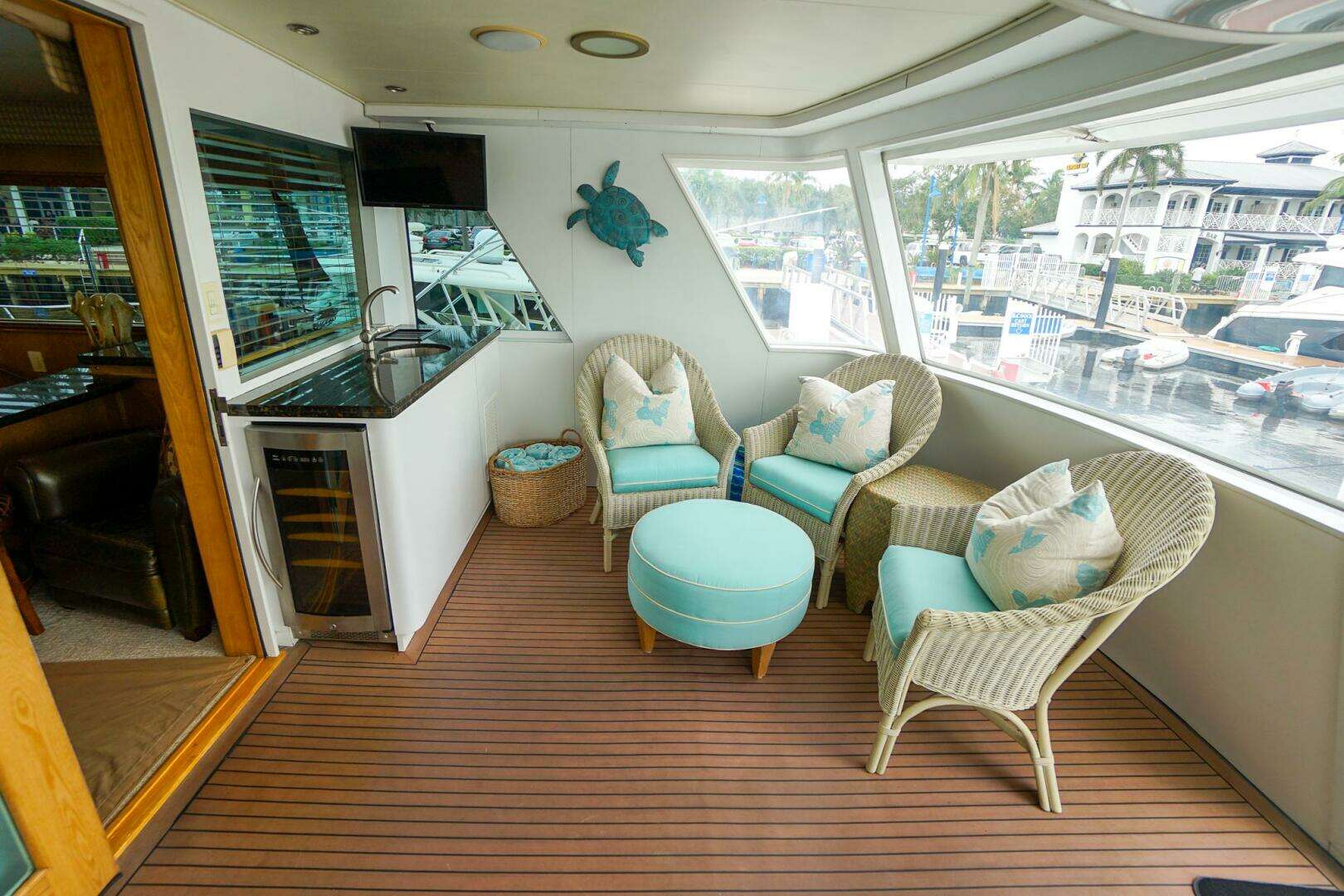 1989 Hatteras 80 Cockpit Motor Yacht - Image 32