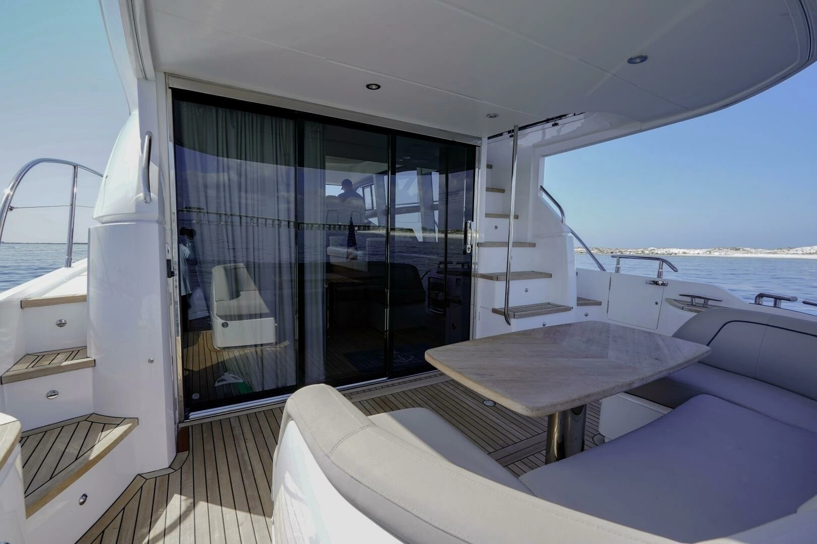 2021 Princess F50 - Image 4