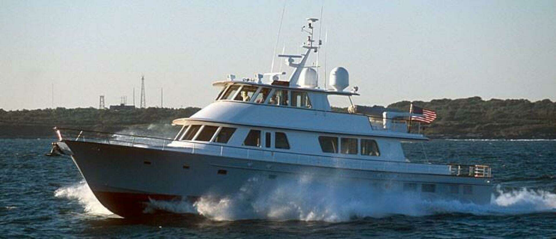 2003 New England Boatworks Enclosed Raised Pilothouse - Image 48