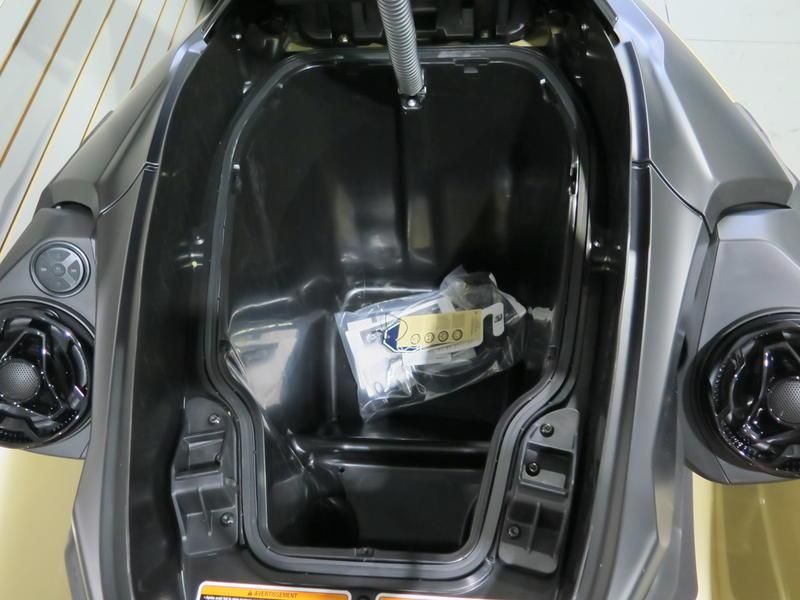 2025 Sea-Doo 22sg - Rxt-x 325 W/snd - 15