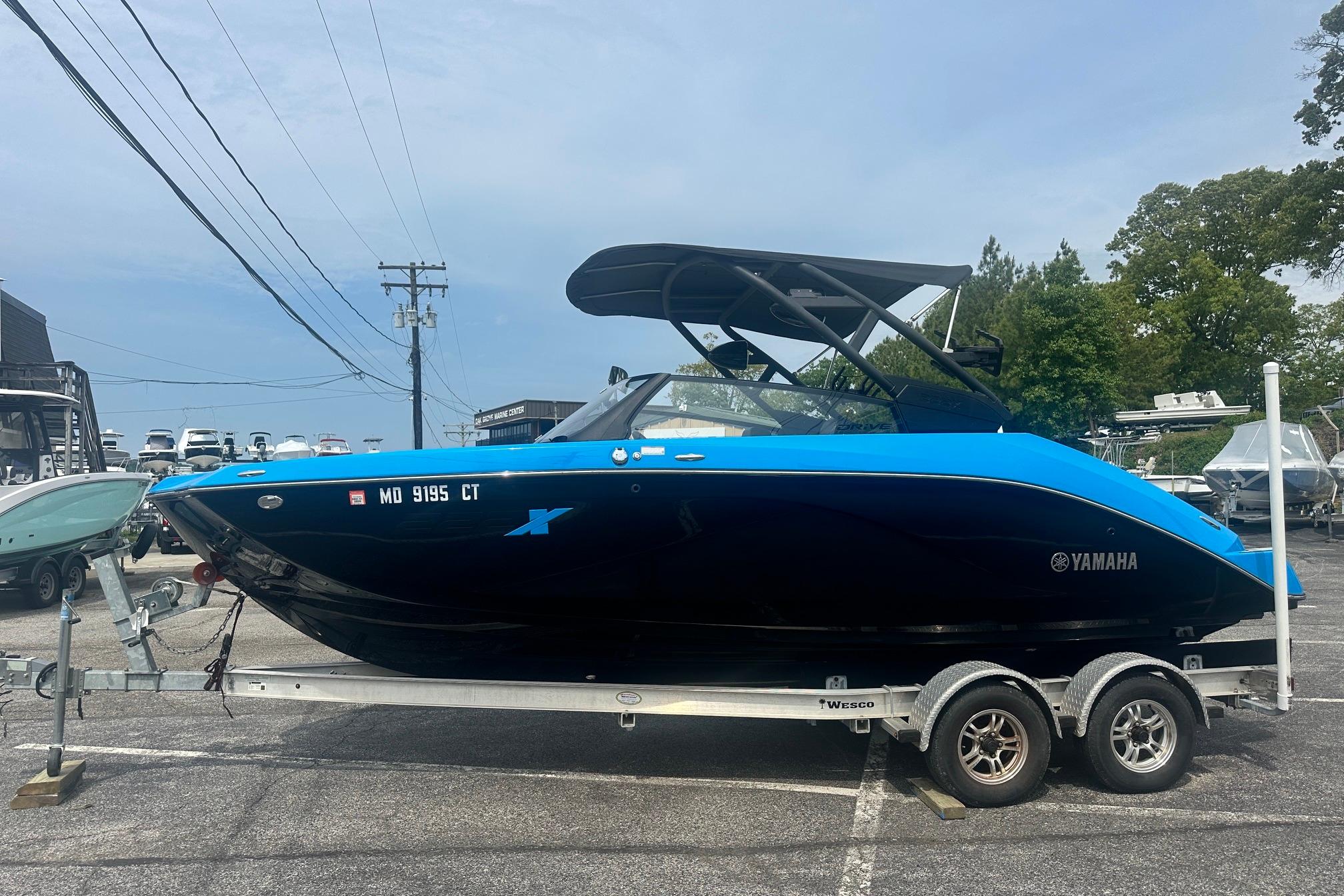2023 Yamaha Boats 222XD