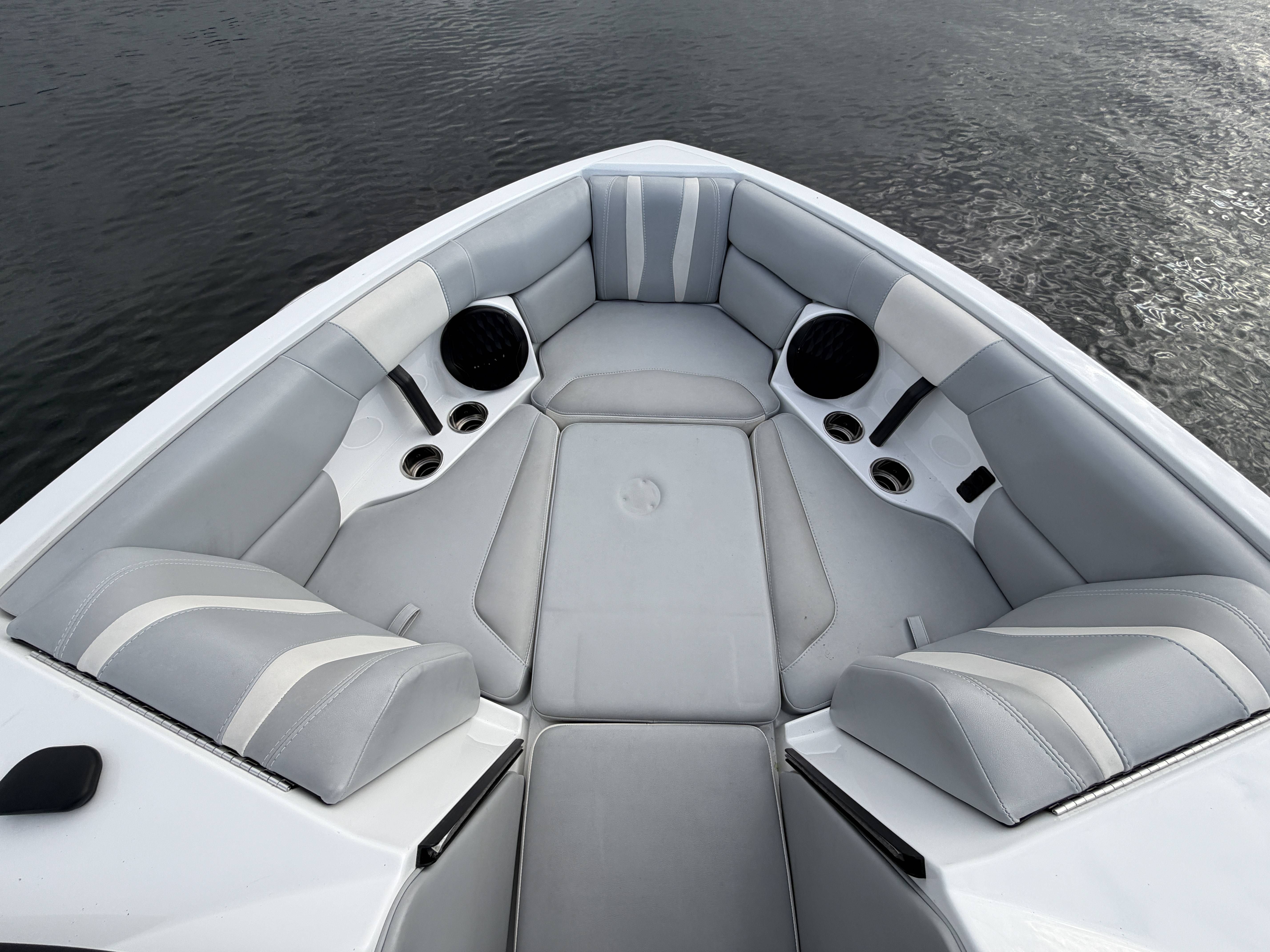 2024 Malibu Wakesetter 22 LSV - 19