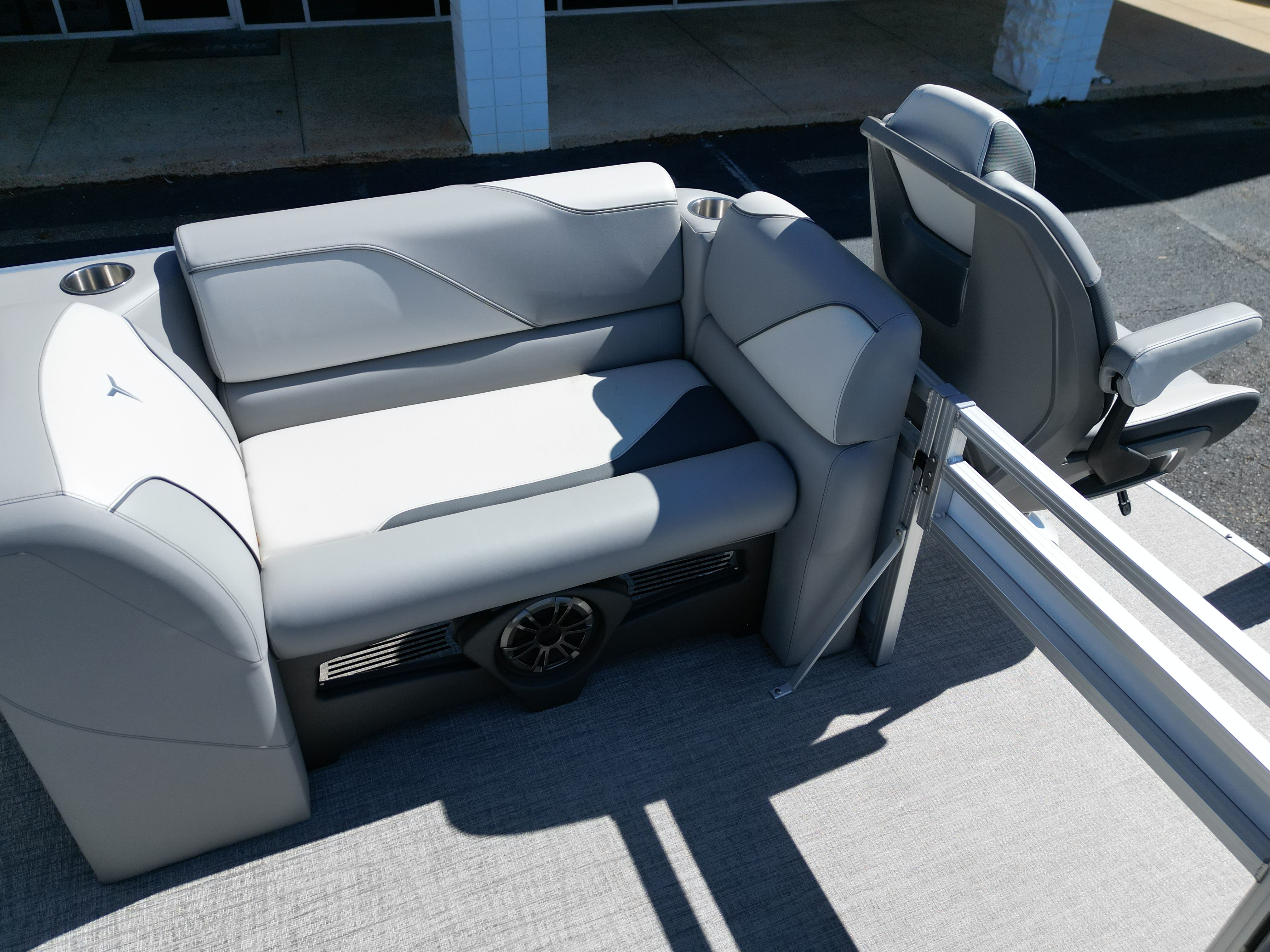2025 Tahoe SPT FNC23T - 52