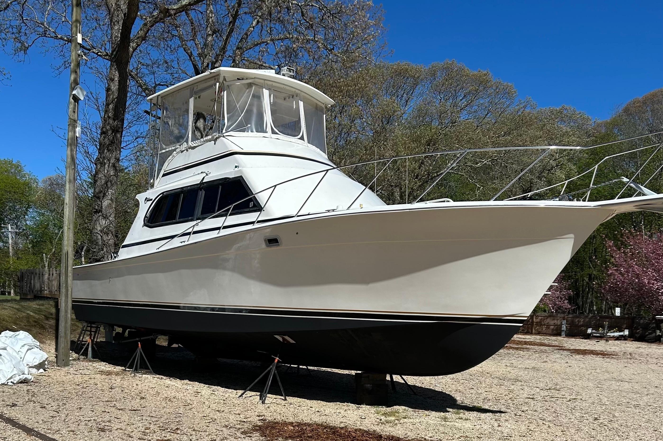 1990 Egg Harbor Golden Egg 42