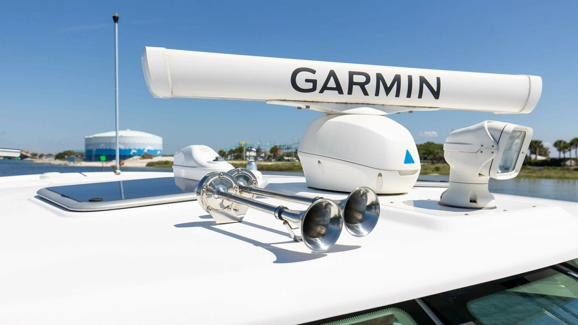 2019 Boston Whaler 345 CONQUEST - Image 27