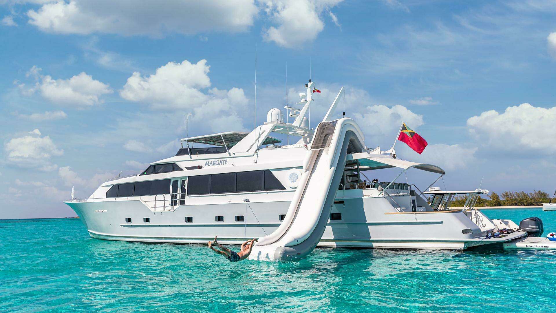 1997 Broward Raised Pilothouse - Image 20
