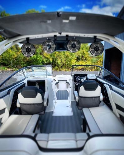 2019 Yamaha Boats 242 Limited S - 4