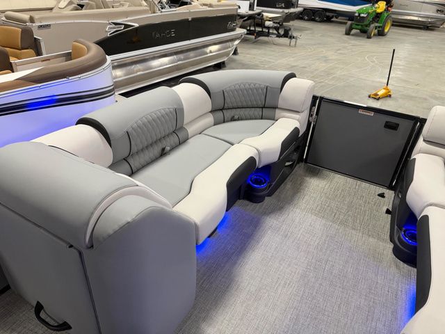 2026 Tahoe 2585 Grand Tahoe LTD Twin Quad Lounger Shift - 30