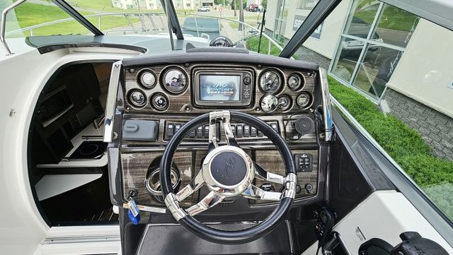 2016 Monterey 295 Sport Yacht - 15
