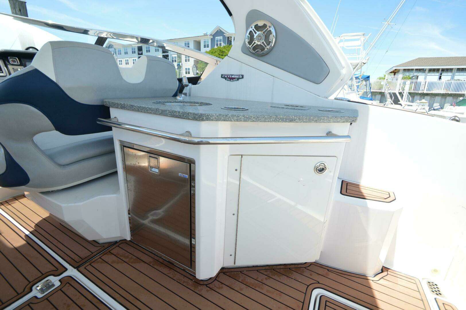 2013 Chaparral 327 SSX - Image 12