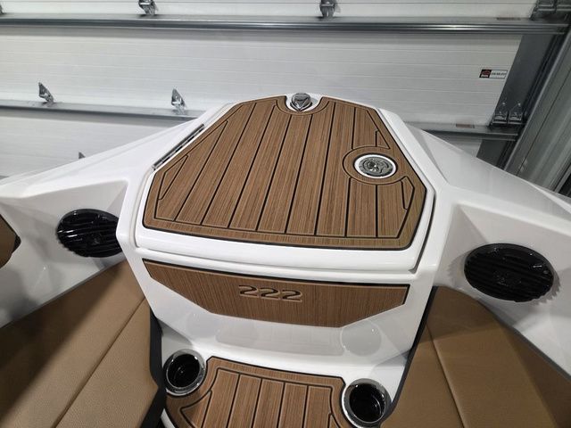 2026 Yamaha Boats 222SD - 30
