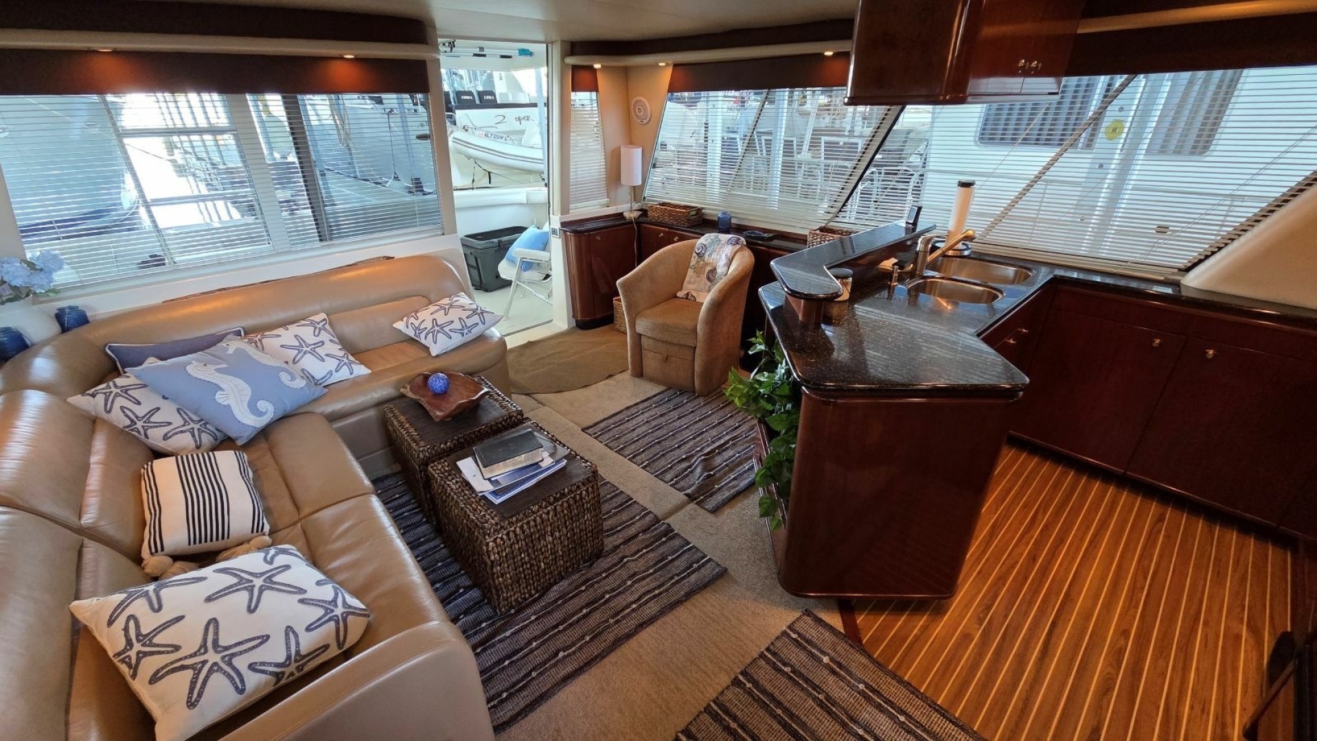 2008 Meridian 490 Pilothouse - Image 13