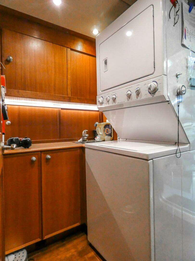 2017 Northern Marine Expedition Motor Yacht - Image 74