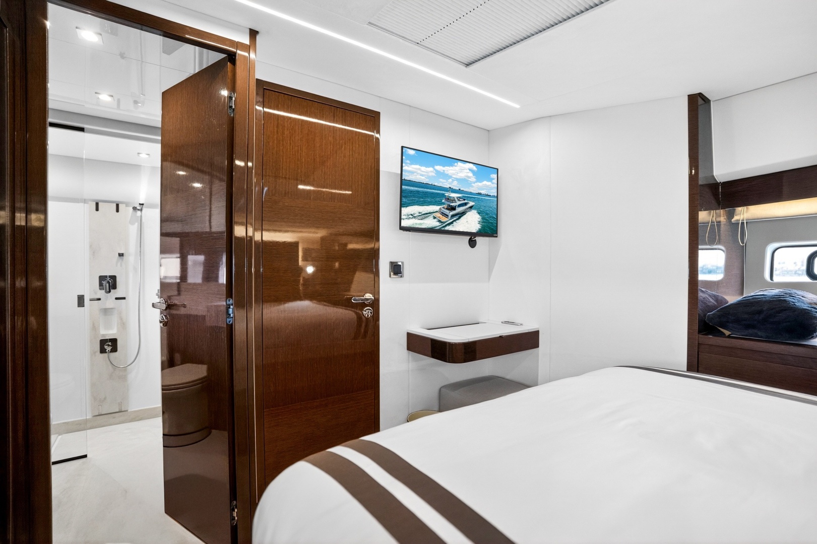 2023 Prestige 590 - Image 50