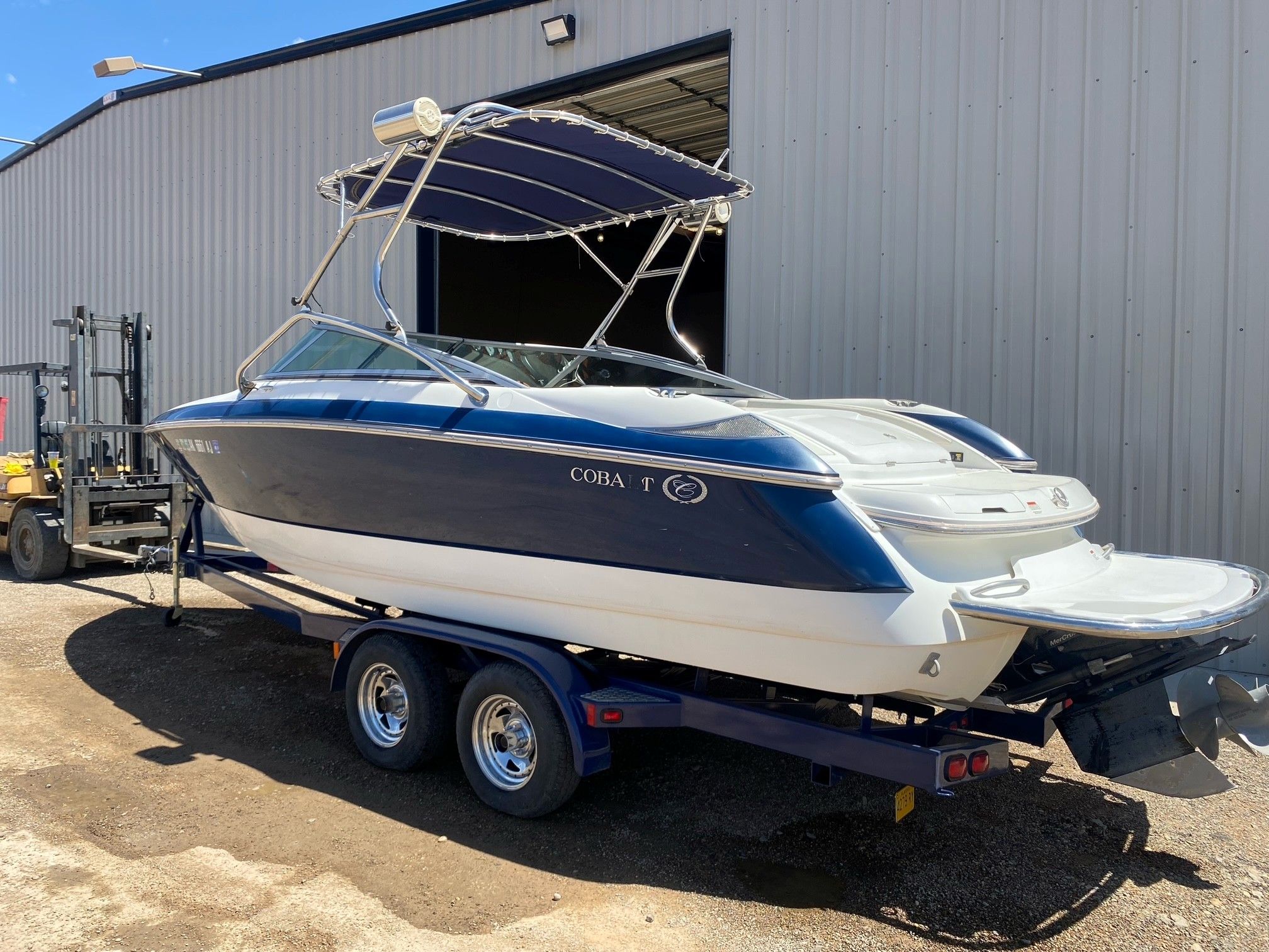 2005 Cobalt 240 - 2