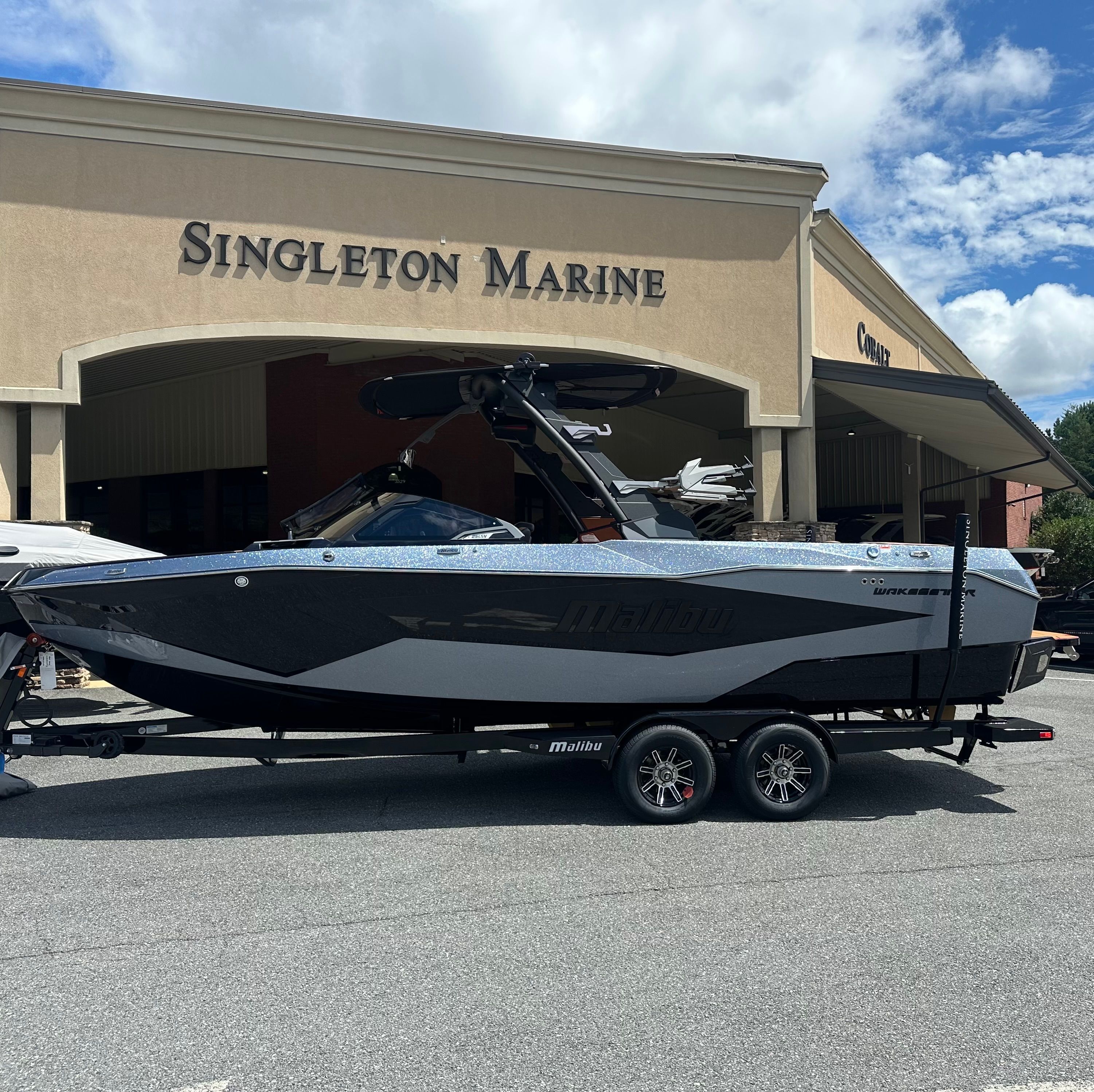 2026 Malibu Wakesetter 25 LSV