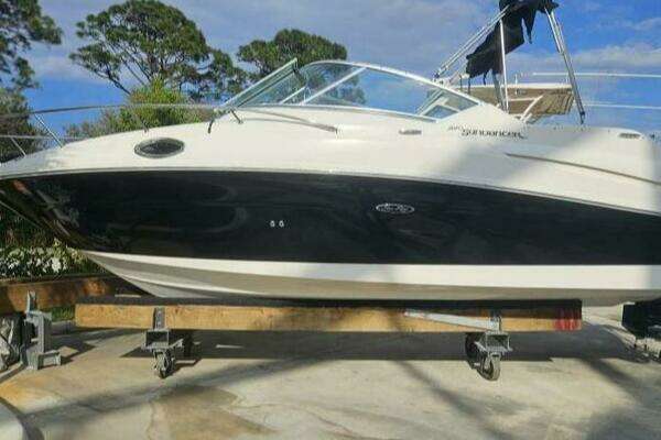 2008 Sea Ray 240 Sundancer