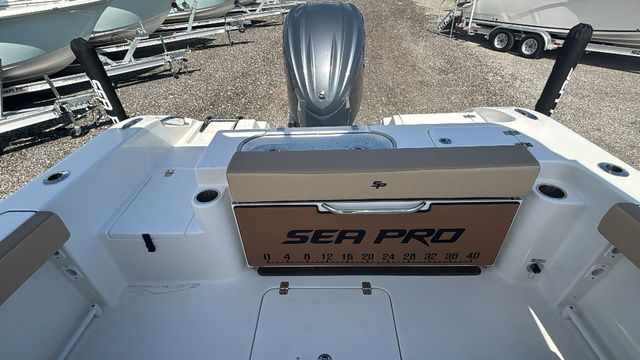 2026 Sea Pro 240 DC - 12