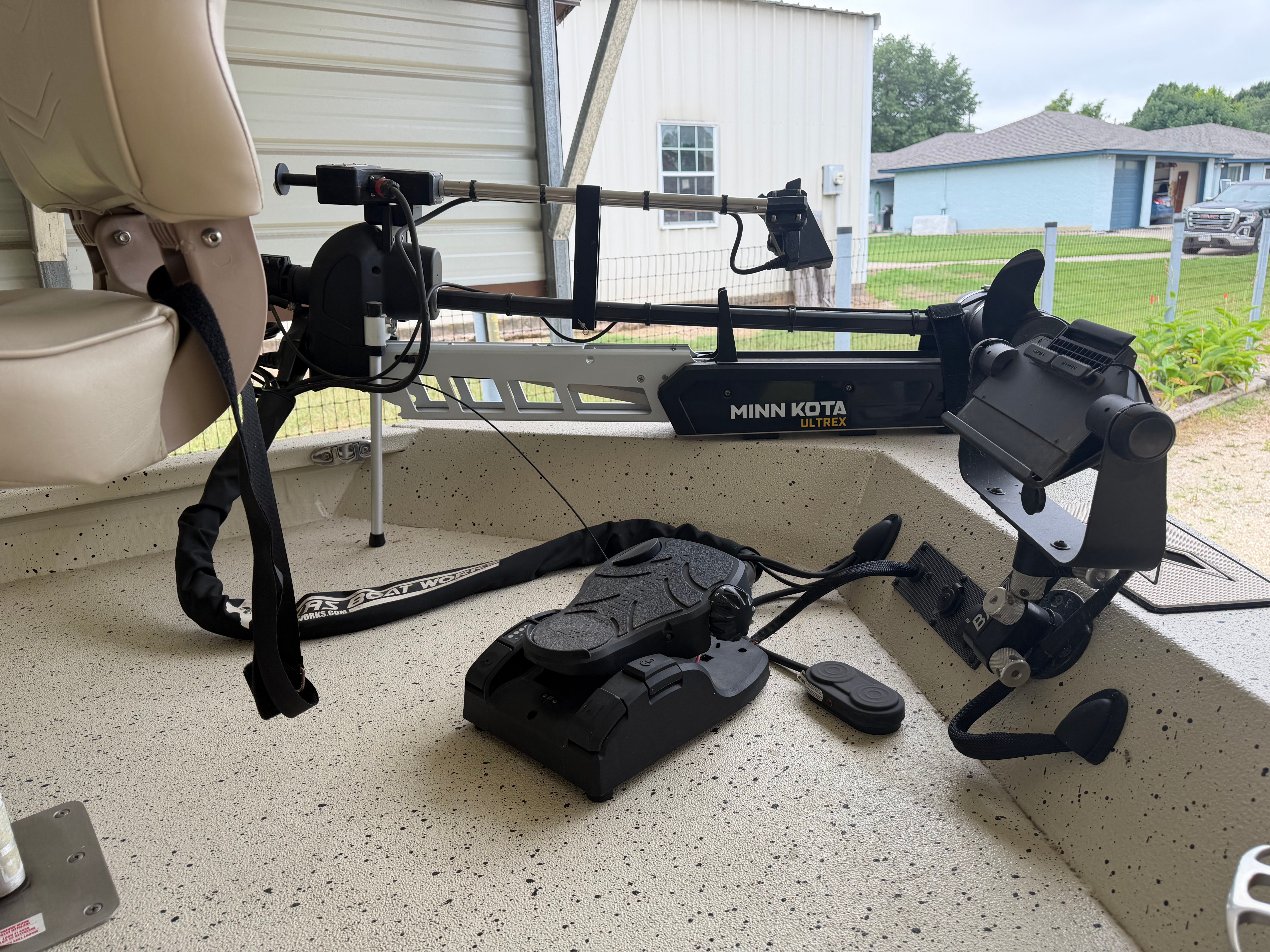 2017 Xpress H20B Bay - 12