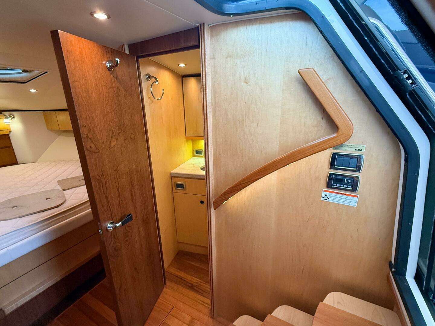 2013 Tiara Yachts 3600 Coronet - Image 37