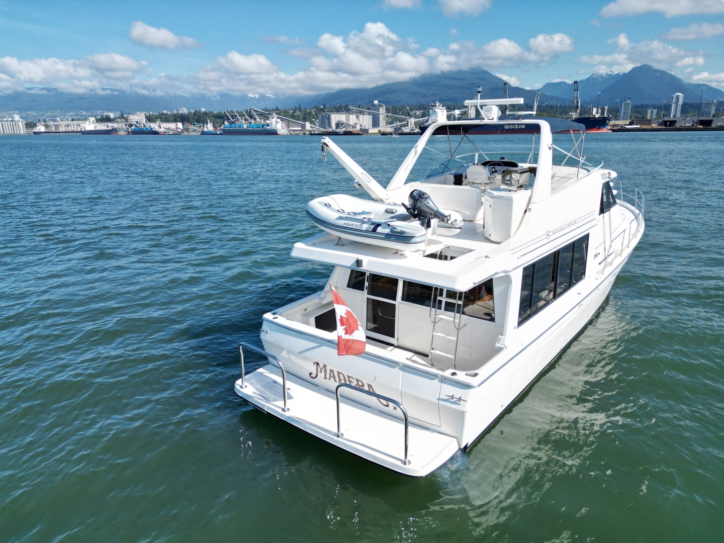 1998 Bayliner 4788 - Image 2