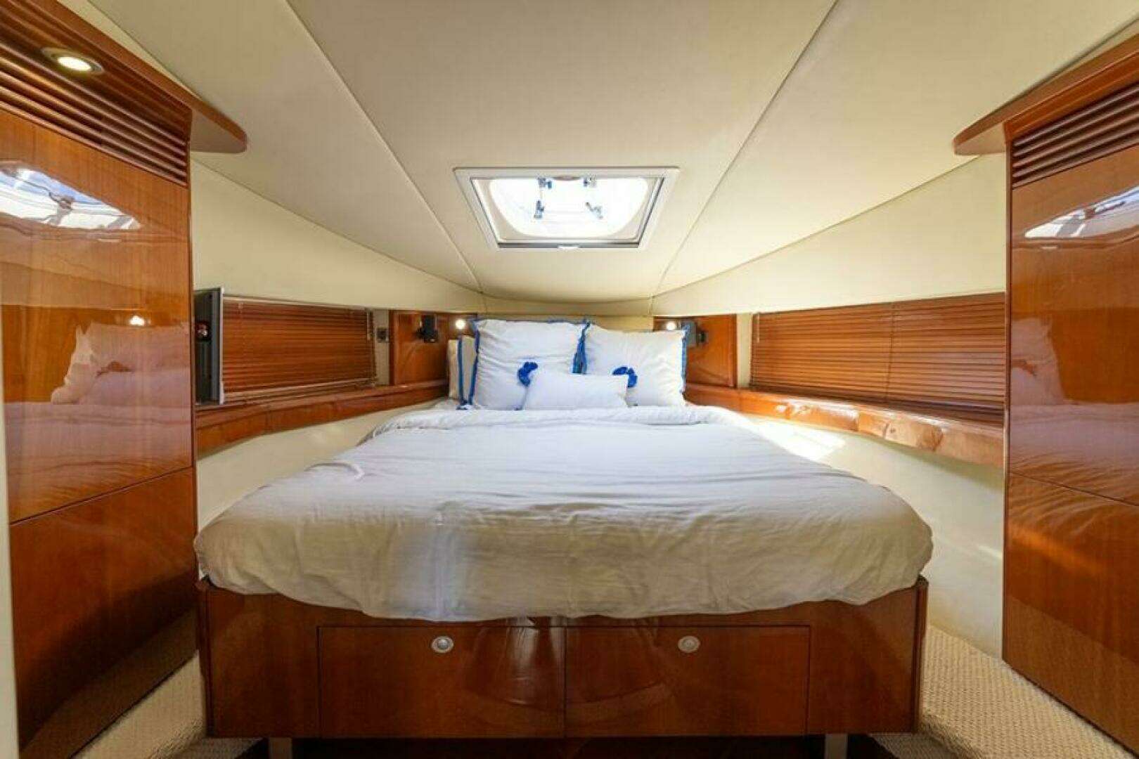 2007 Sea Ray 48 Sundancer - Image 10