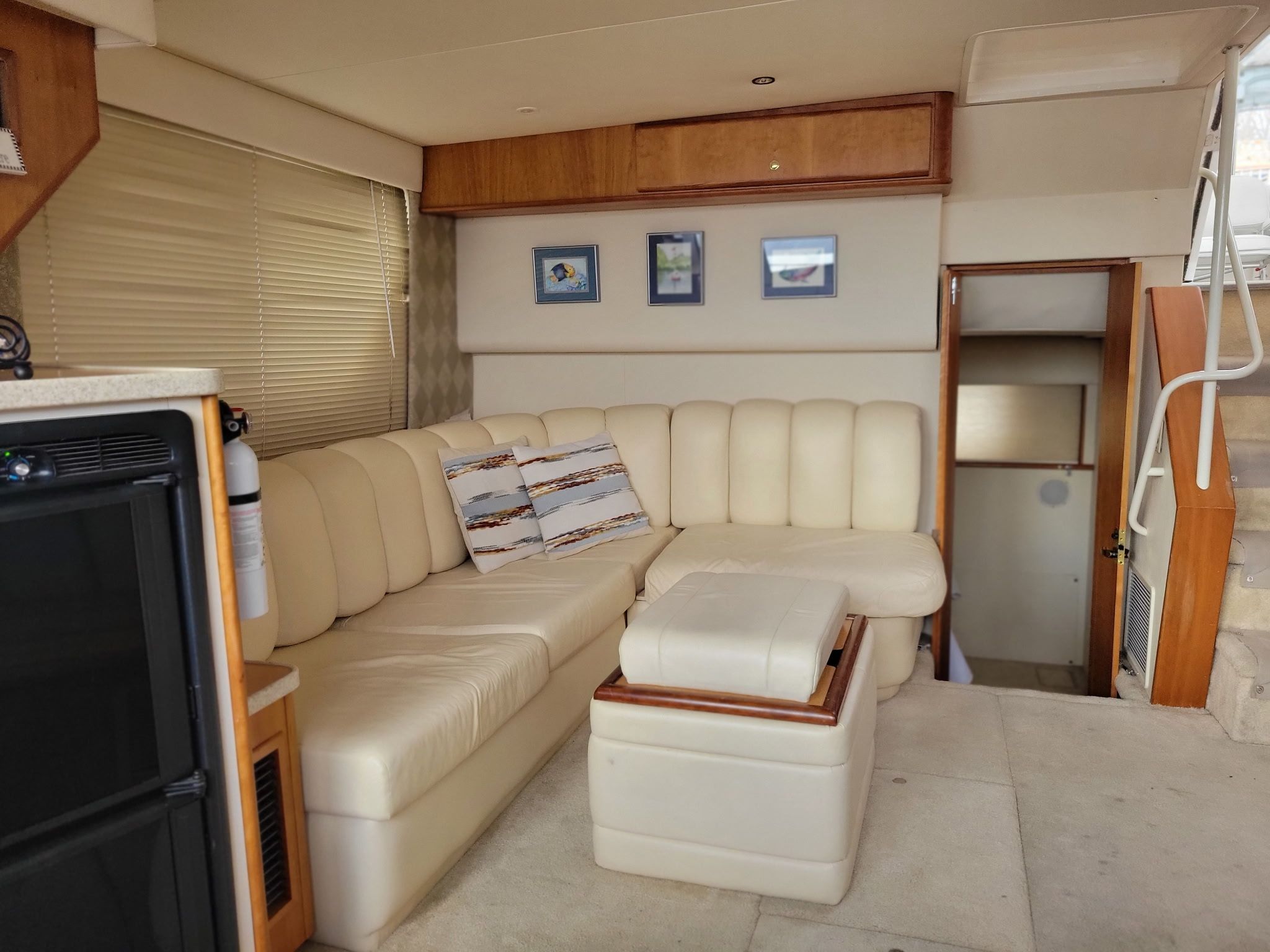1999 Silverton 392 Motor Yacht - 9