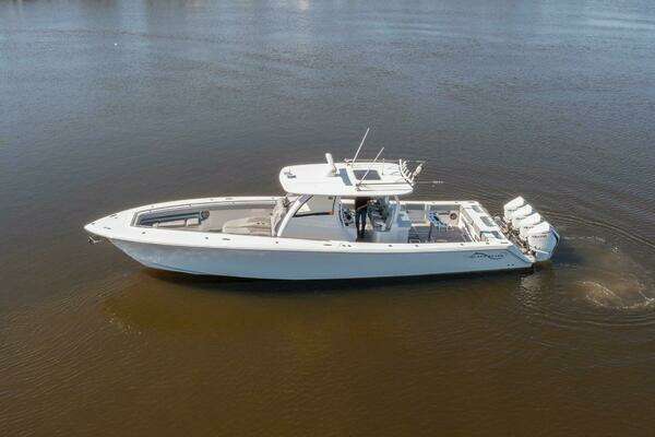 2020 BlackWater 43 Sportfish