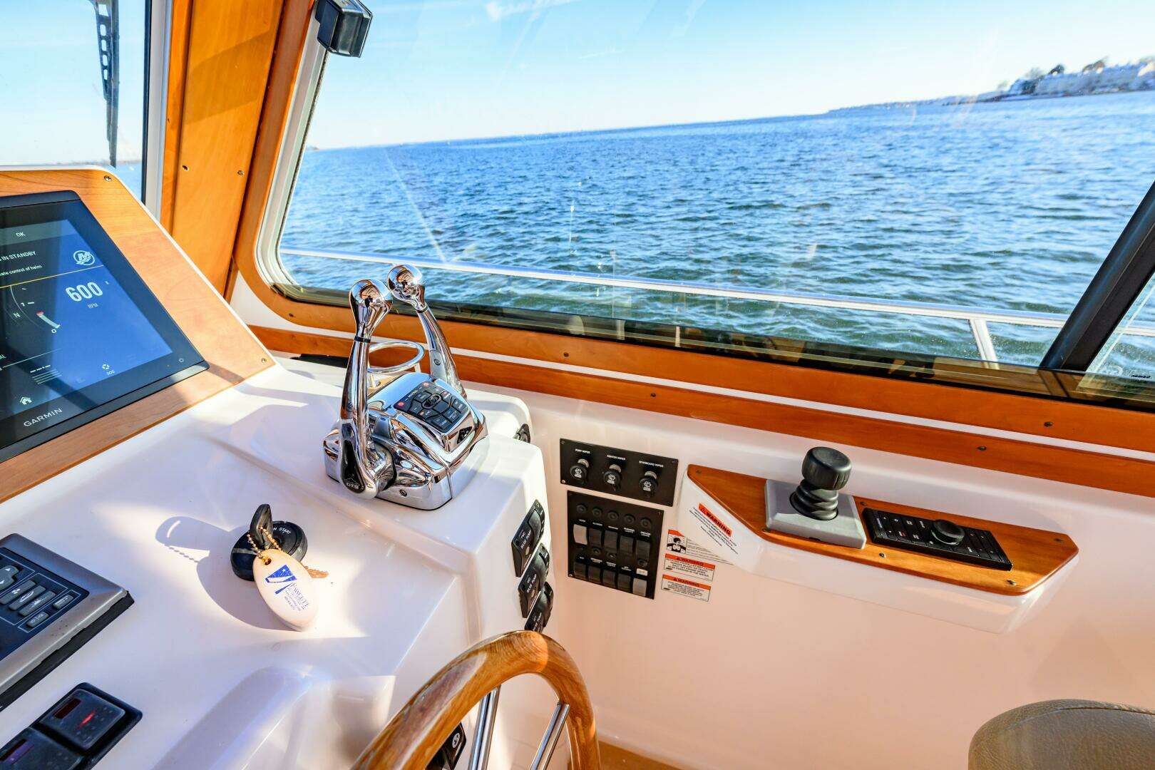 2009 Sabre 42 Hard Top Express - Image 14
