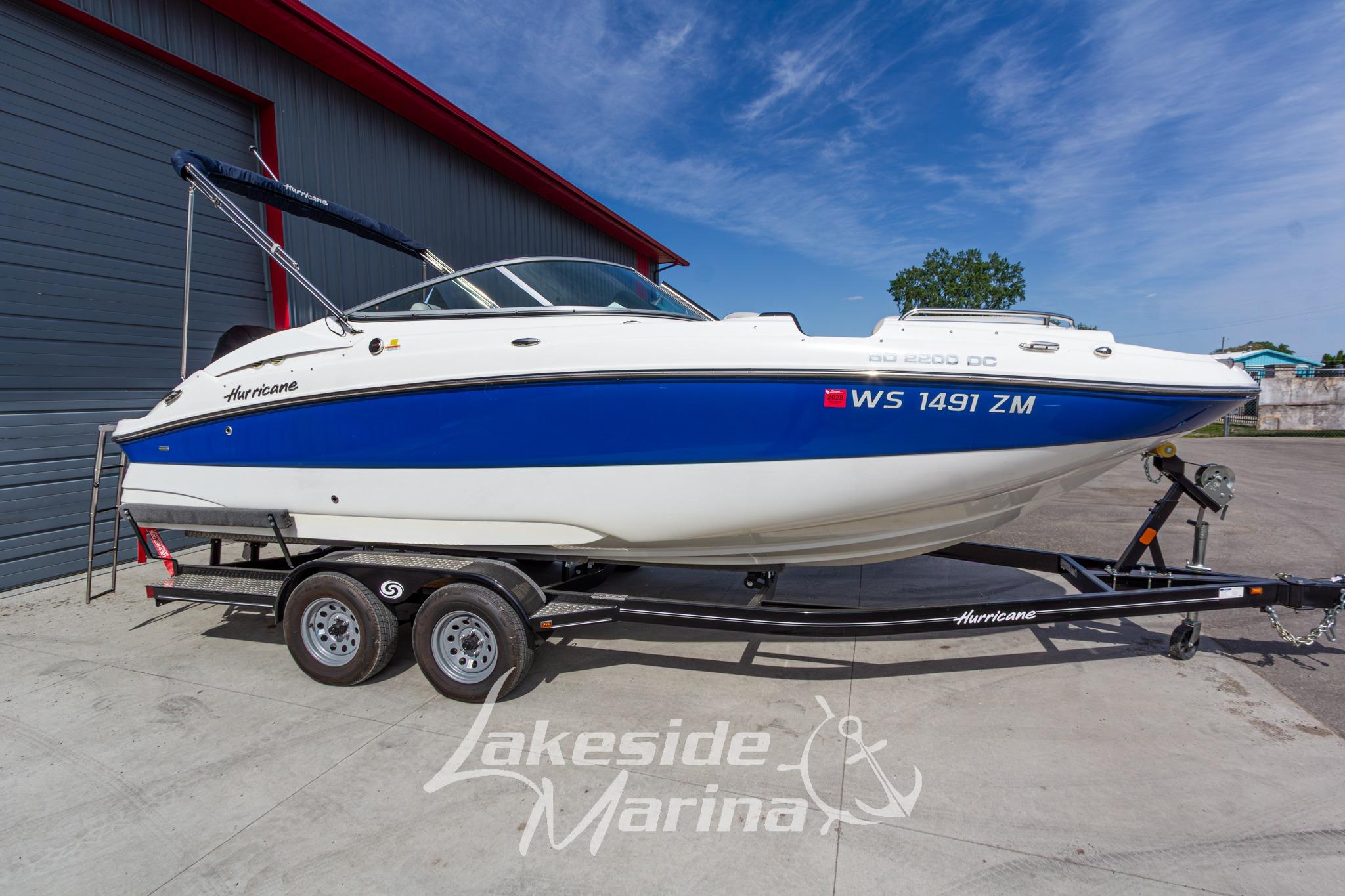 2022 Hurricane SunDeck 2200 DC OB