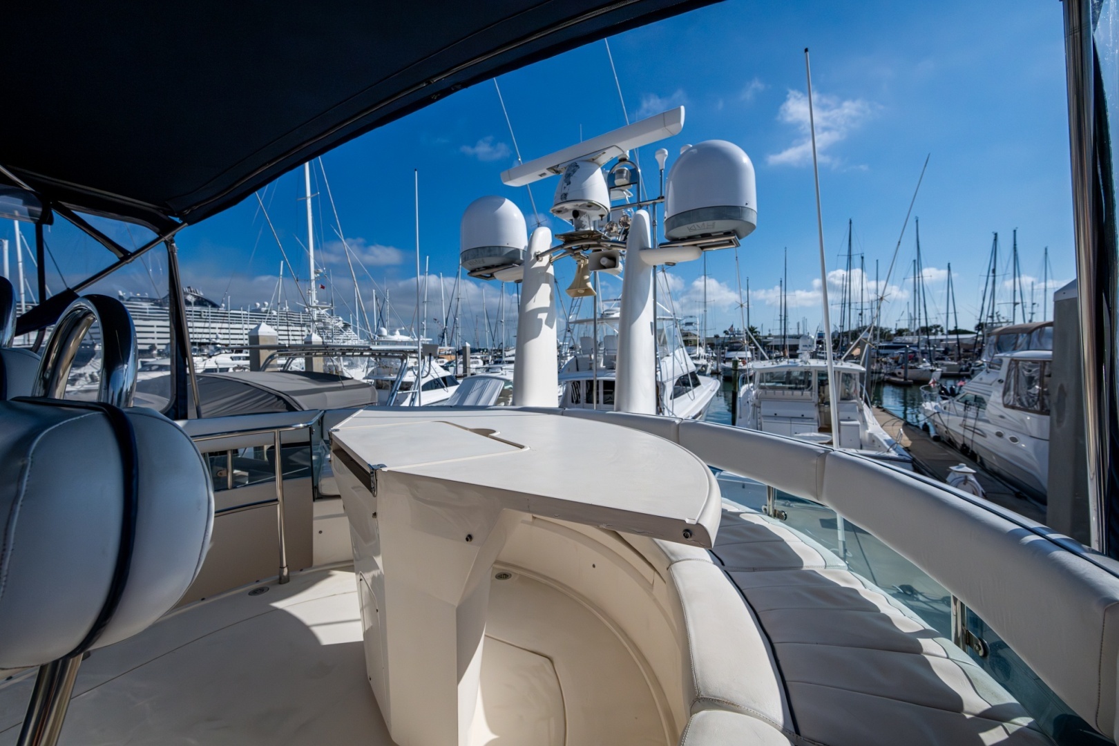 2000 Fairline Squadron 52 - Image 33
