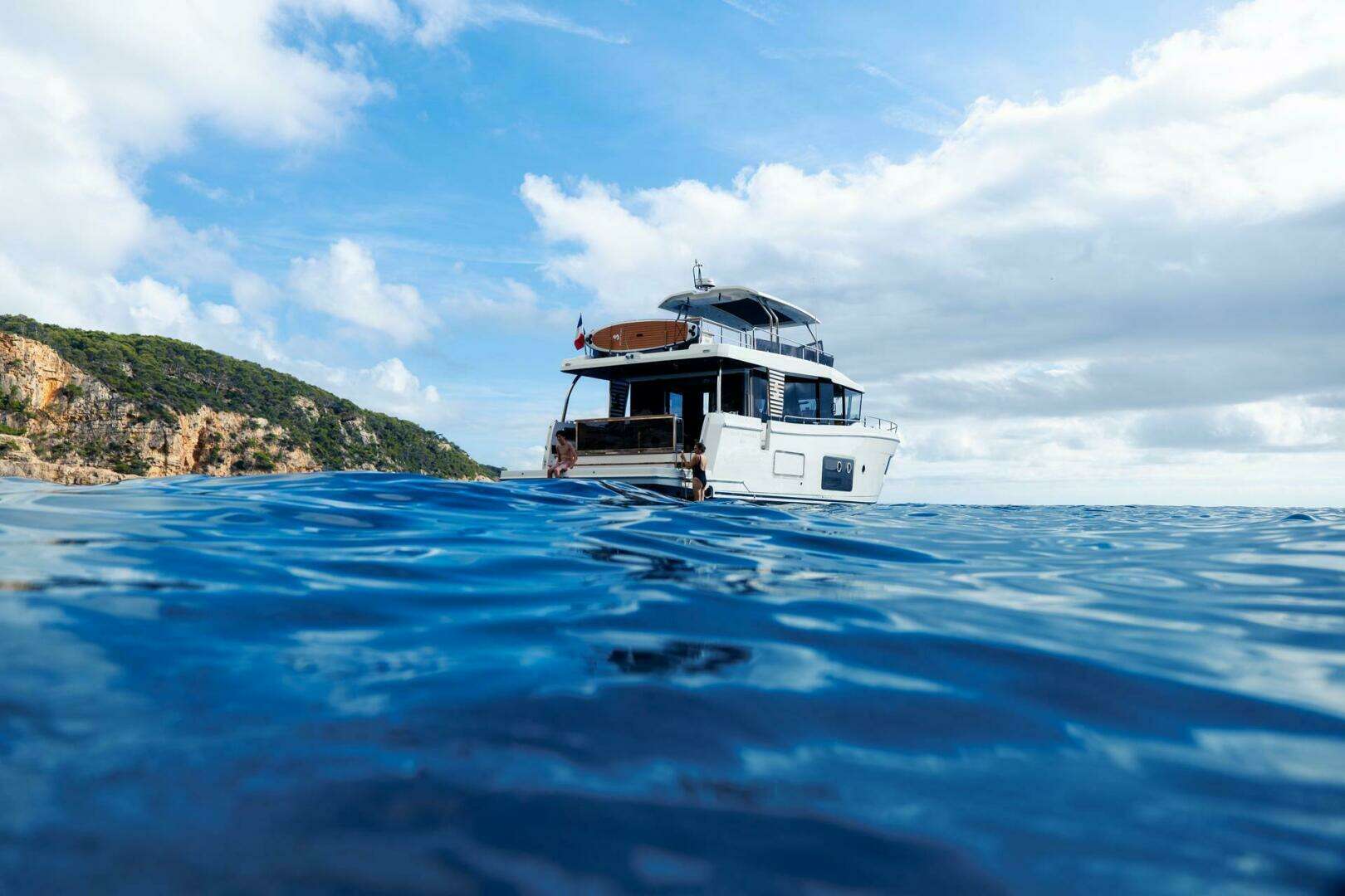 2026 Beneteau Swift Trawler 54 - Image 30