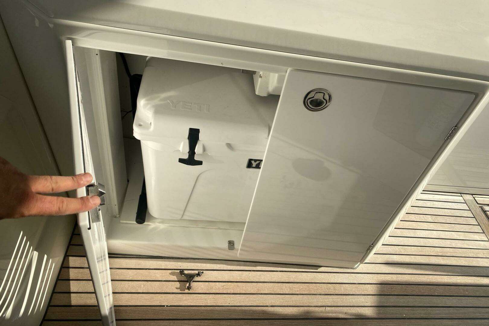 2014 Beneteau Gran Turismo 44 - Image 31