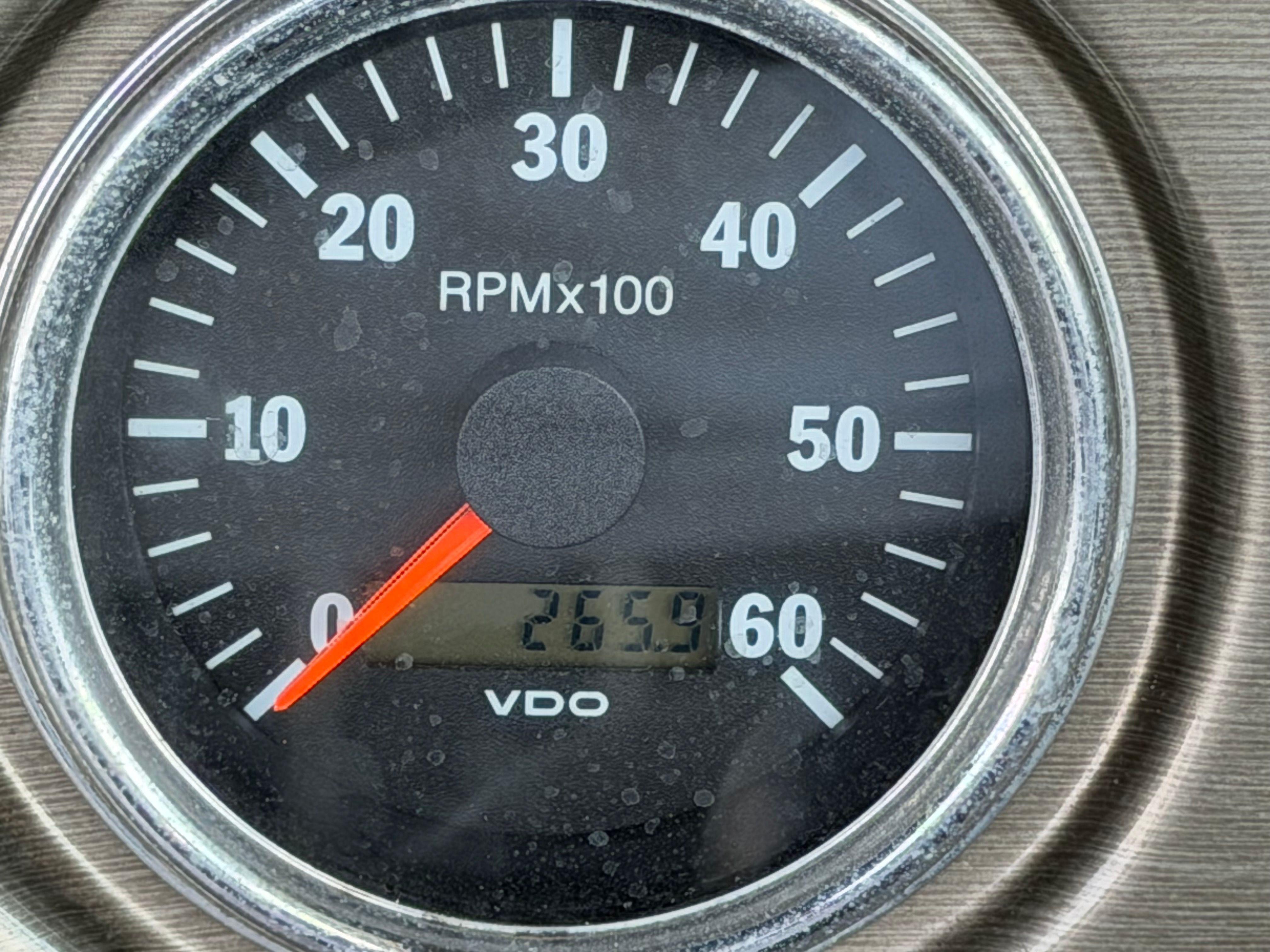 Tachometer of a 2010 Bryant 255, displaying 2659 RPM.