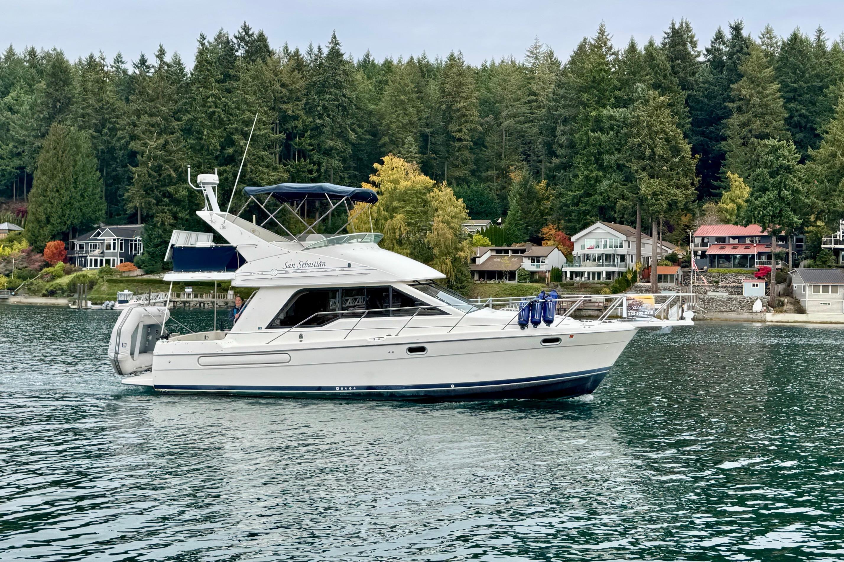 1998 Bayliner 3388 Command Bridge Motoryacht
