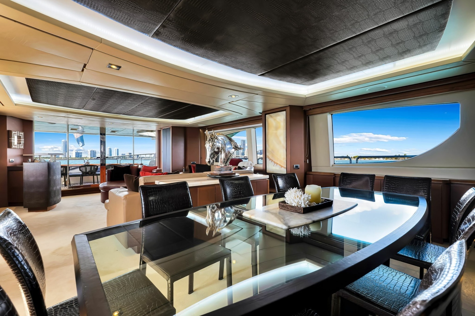 2005 Azimut 105 - Image 67