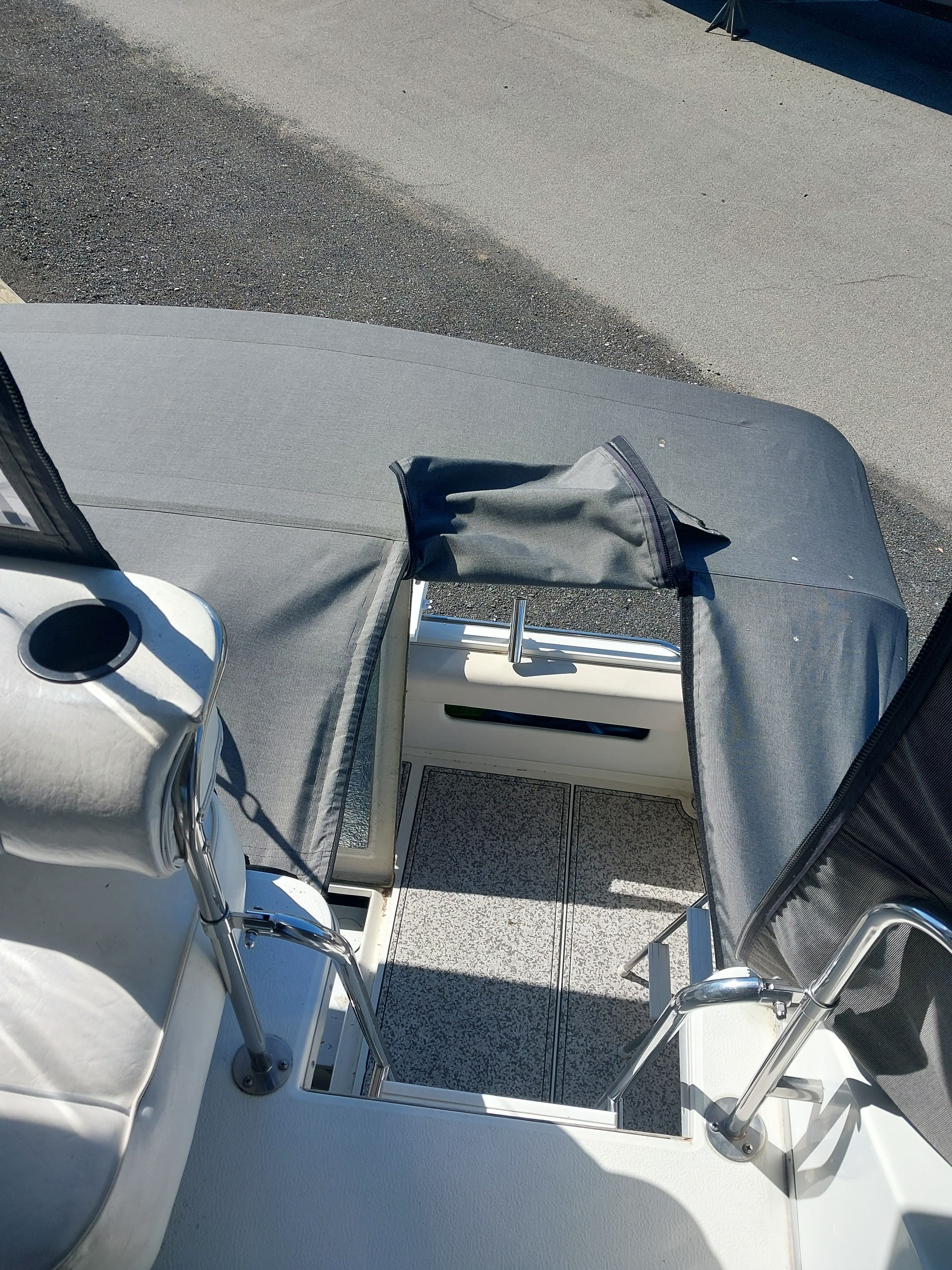 Interior view of a 1991 Sea Ray 370 Sedan Bridge yacht.