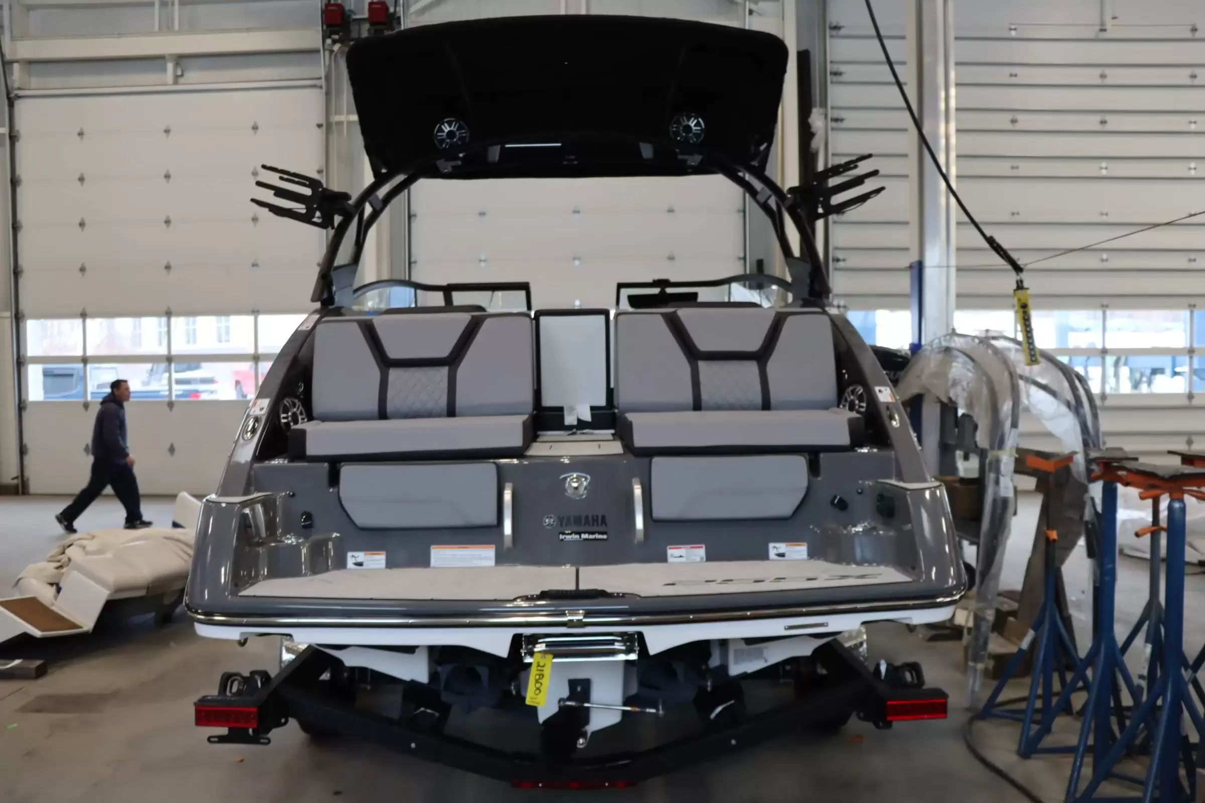 2025 Yamaha Boats 255XE - 5