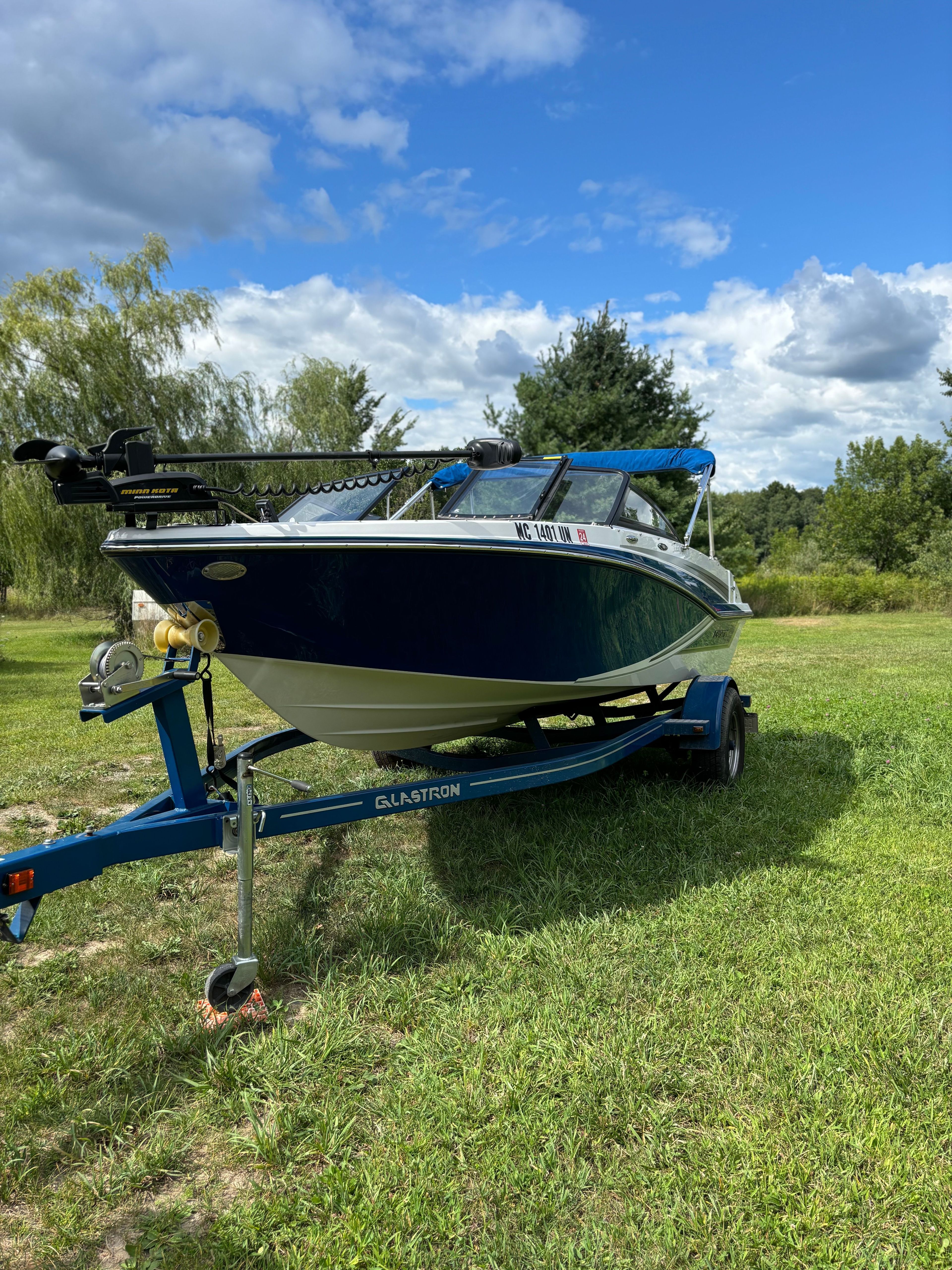 2019 Glastron GTSF 185