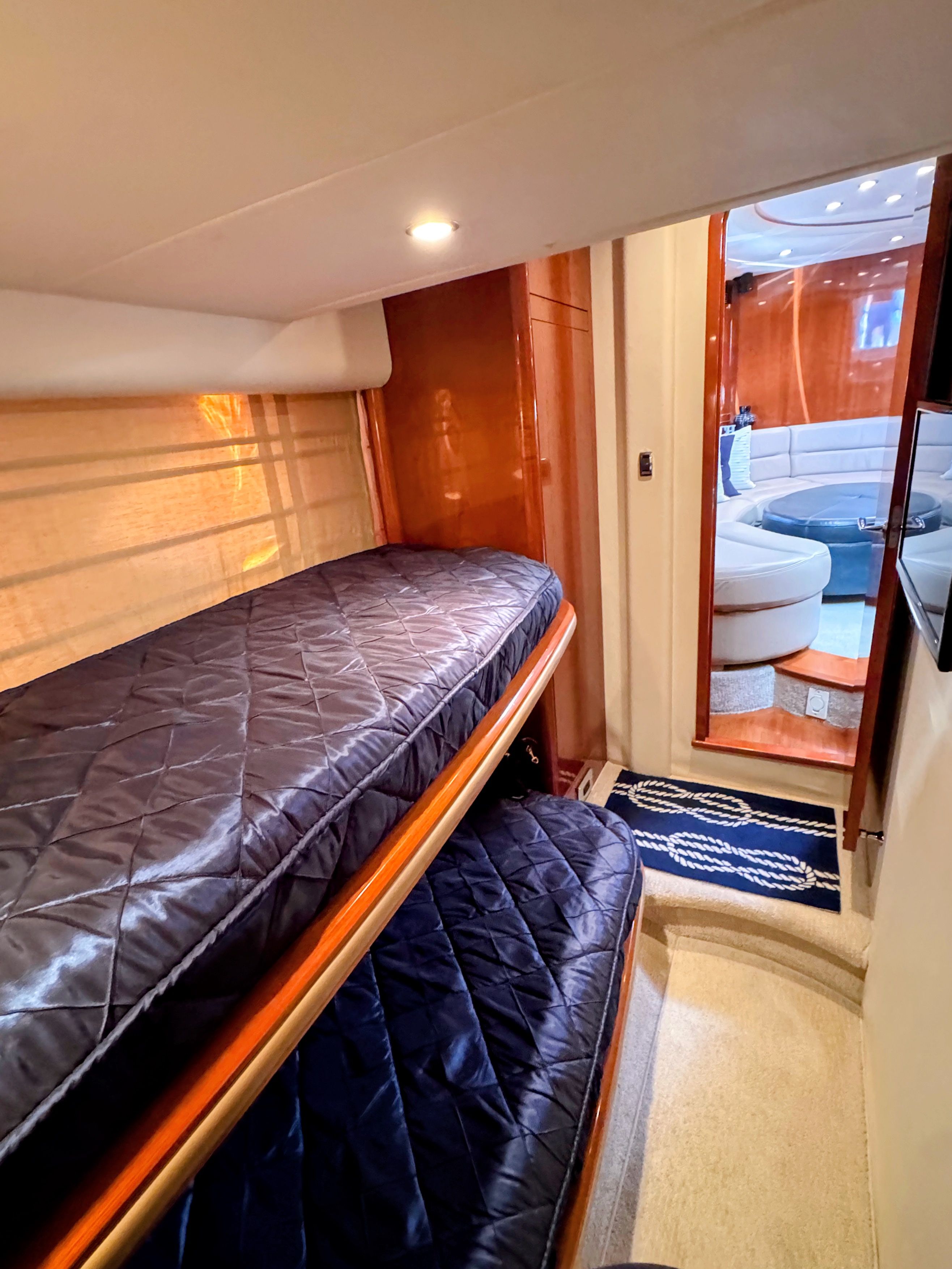2004 Viking Princess V58 - 43