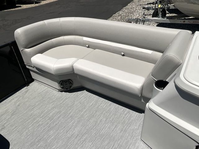 2026 Godfrey Marine Xperience 2286 SBX Sport Tube 27 In. Package - 12