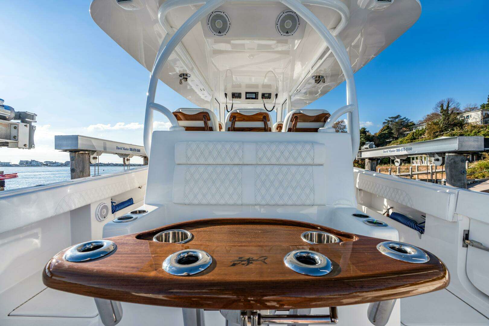 2025 Front Runner 43 Catamaran - Image 20