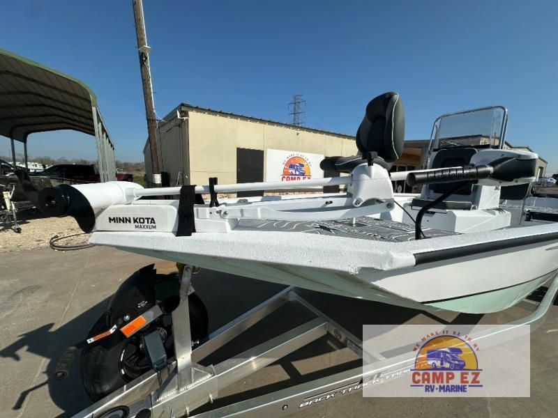 2026 Xpress Boats SW20B - 22