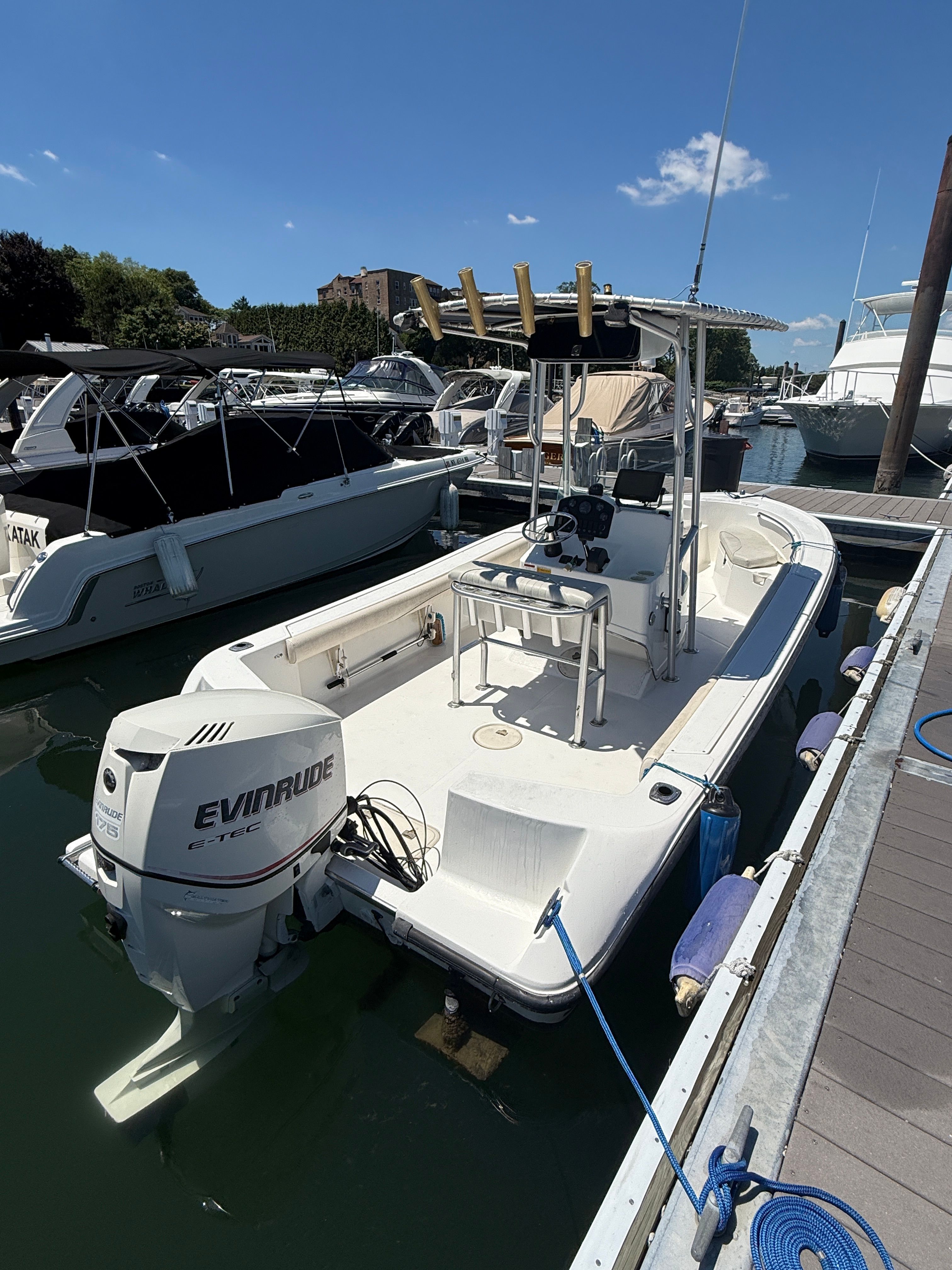 2009 Mako 204 Center Console - 6